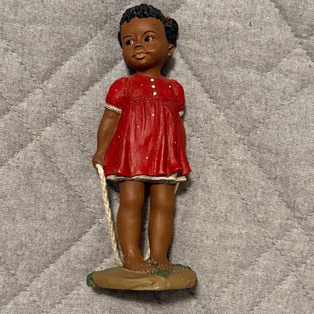 “All God's Children" collection by Martha Holcombe-Root. “SHANI” EUC